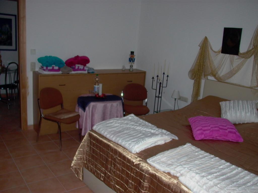 Gaestezimmer Ferienwohnung Villa Alexa, Mit Wallbox Woltersdorf  Δωμάτιο φωτογραφία