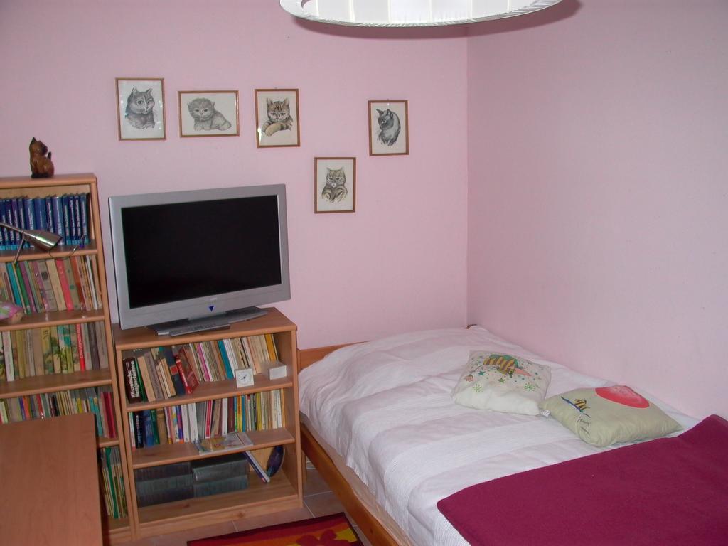 Gaestezimmer Ferienwohnung Villa Alexa, Mit Wallbox Woltersdorf  Δωμάτιο φωτογραφία